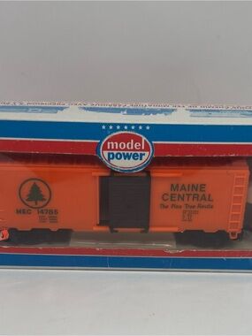 MODEL POWER-MAINE CENTRAL 40’  BOX CAR #8003 SLIDING DOOR HO SCALE New In Box